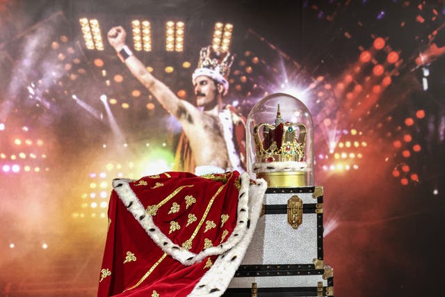 <p>Freddie Mercury’s iconic crown and robe at Sotheby's</p>